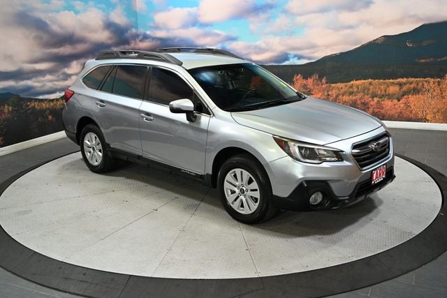 2018 Subaru Outback 2.5i Premium in Ice Silver Metallic — front three-quarter view